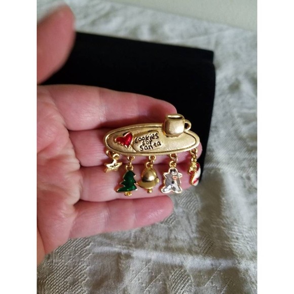 Cookies For Santa Brooch NWOT - Picture 10 of 10